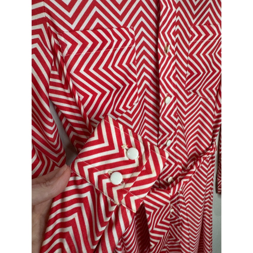 Vintage Young Dimensions for Saks Fifth Avenue Red White Chevron Shirt Dress 8 - Picture 5 of 7